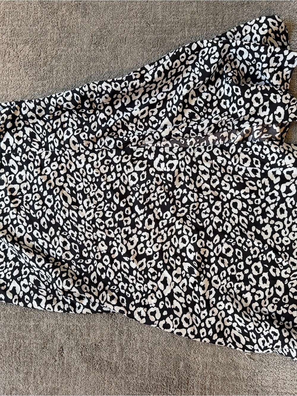 Midi Skirt with Side Slit in Black and Light Gray Leopard Print - Picture 2 of 4
